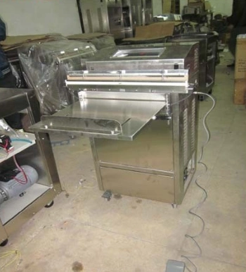 Outside and outside vacuum sealing packaging machine