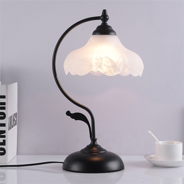Mid-century modern study desk lamp lighting 110V 240V for hotel bedroom
