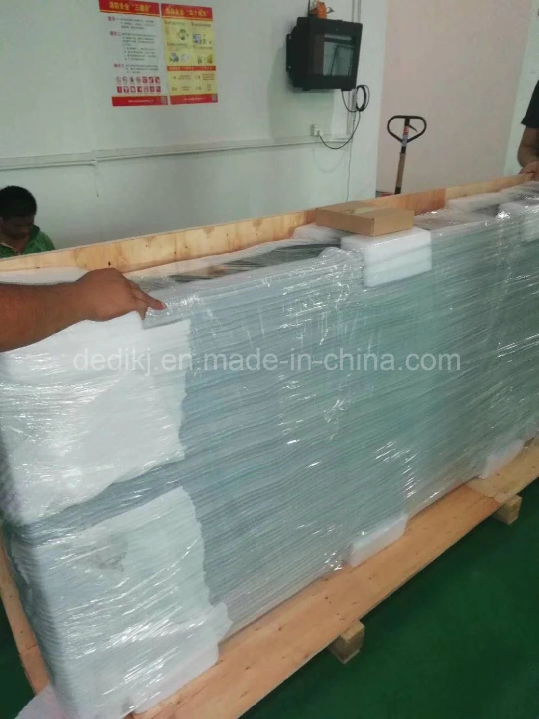 Dedi IP65 Floor Stand Digital Signage Full HD Outdoor LCD Screen, Free Standing Outdoor Digital Signage
