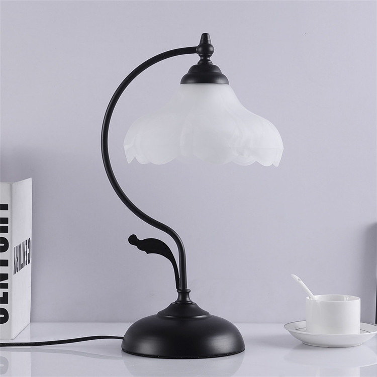 Mid-century modern study desk lamp lighting 110V 240V for hotel bedroom