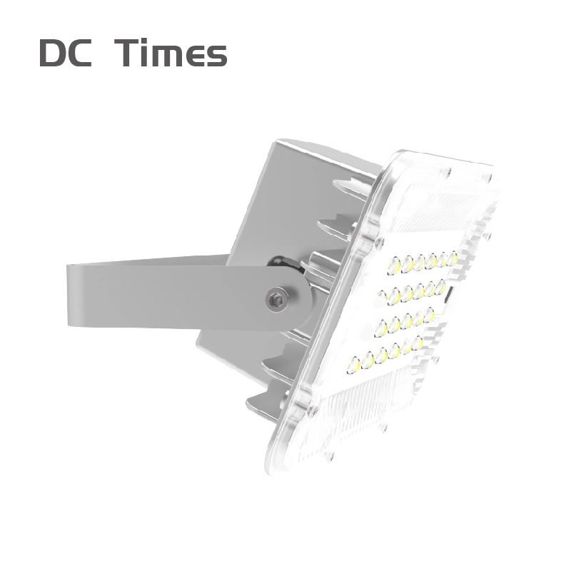 Solar Portable LED Lantern Point Rechargeable LED Flood Light Outdoor Work Spotlight 1560lm